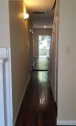 4th image of 159 Rand Ave #1