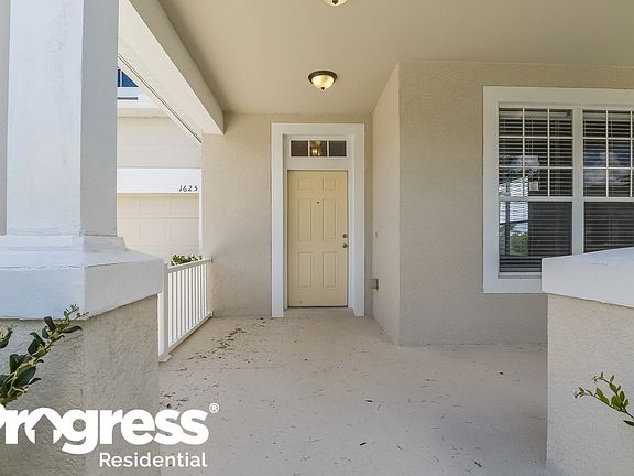 2nd image of 1625 Saffron Plum Ln