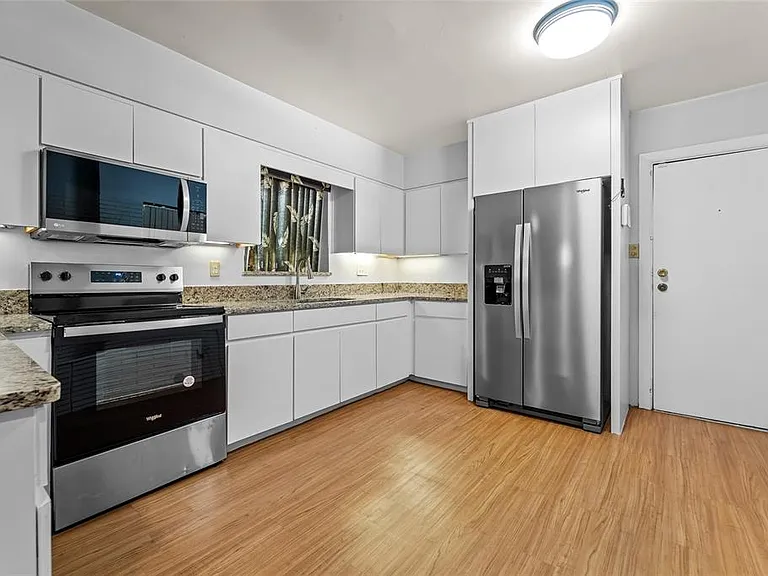 2505 E 19th Ave — Photo 11