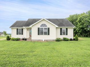 8560 N Loretto Rd, Loretto, KY 40037