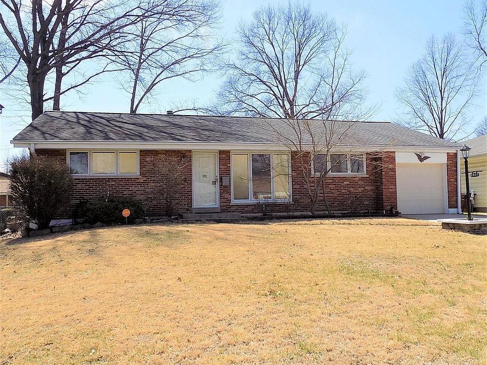 1st image of 6104 Deerwood Dr