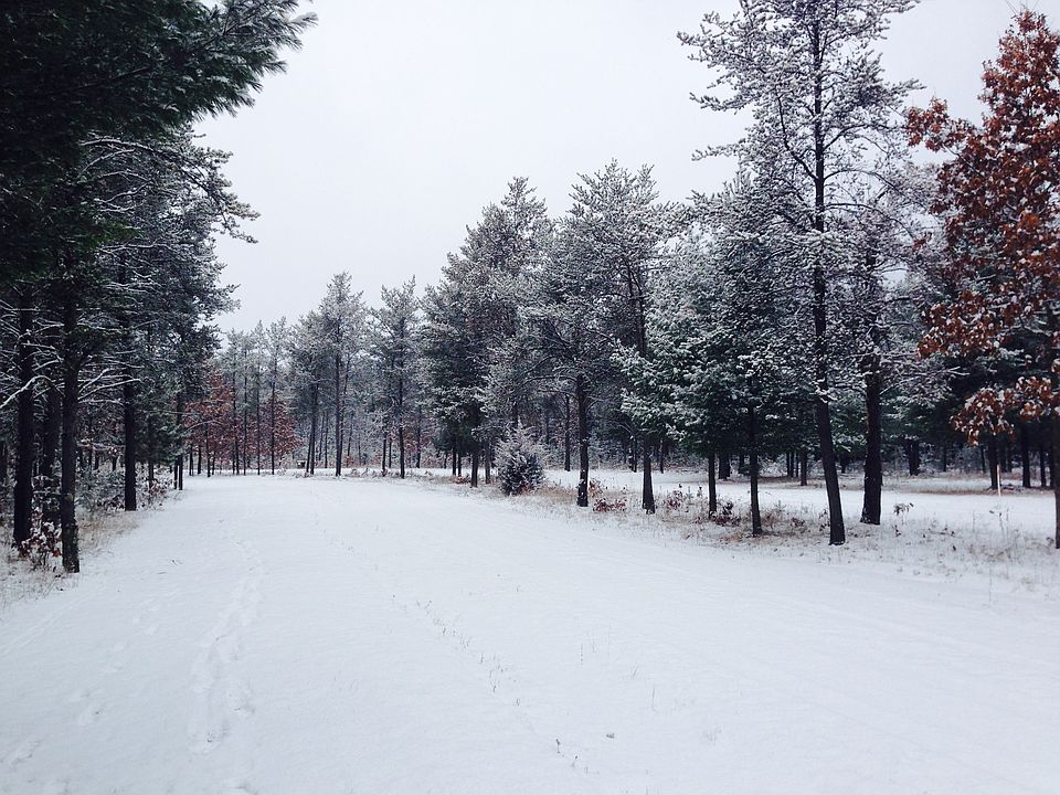 1st image of Arrowhead Hills Dr