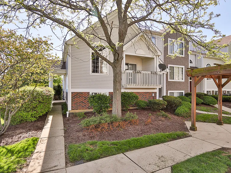 2232 Dawson Ln #2232 — Photo 2