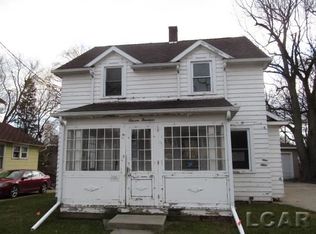 1114 E Maumee St, Adrian, MI 49221