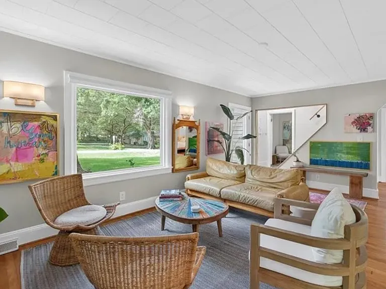 116 Sunset Dr — Photo 4