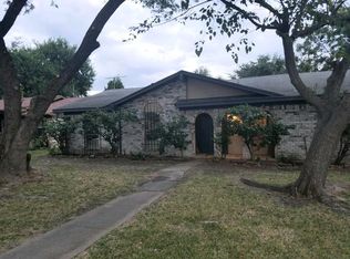 818 Waikiki Dr, Garland, TX 75043