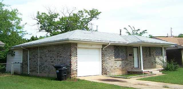 1st image of 716 N Lawton Ave