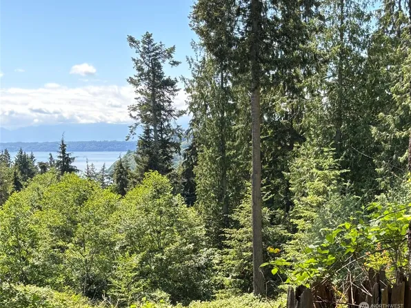 8016 S Toma Lane, Clinton, WA 98236