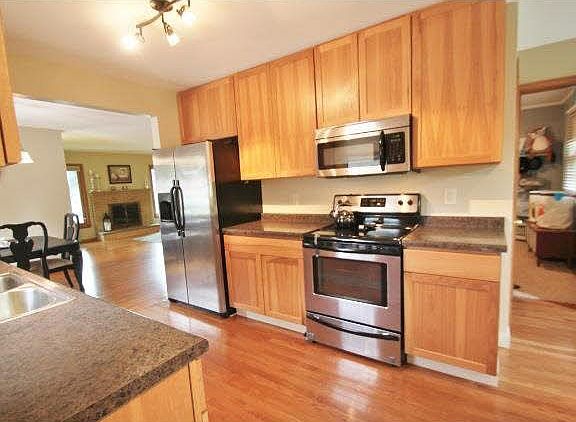 4th image of 6334 Harriet Avenue