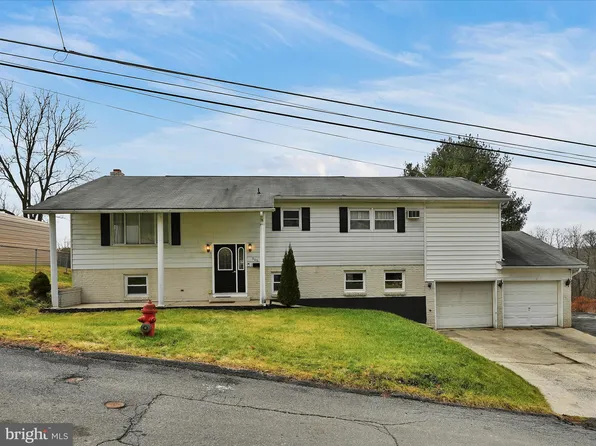 806 N 16th St, Pottsville, PA 17901