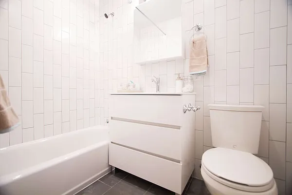 Rented by Nooklyn NYC LLC | media 10