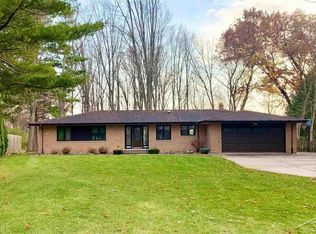 580 W Gloucester Dr, Saginaw, MI