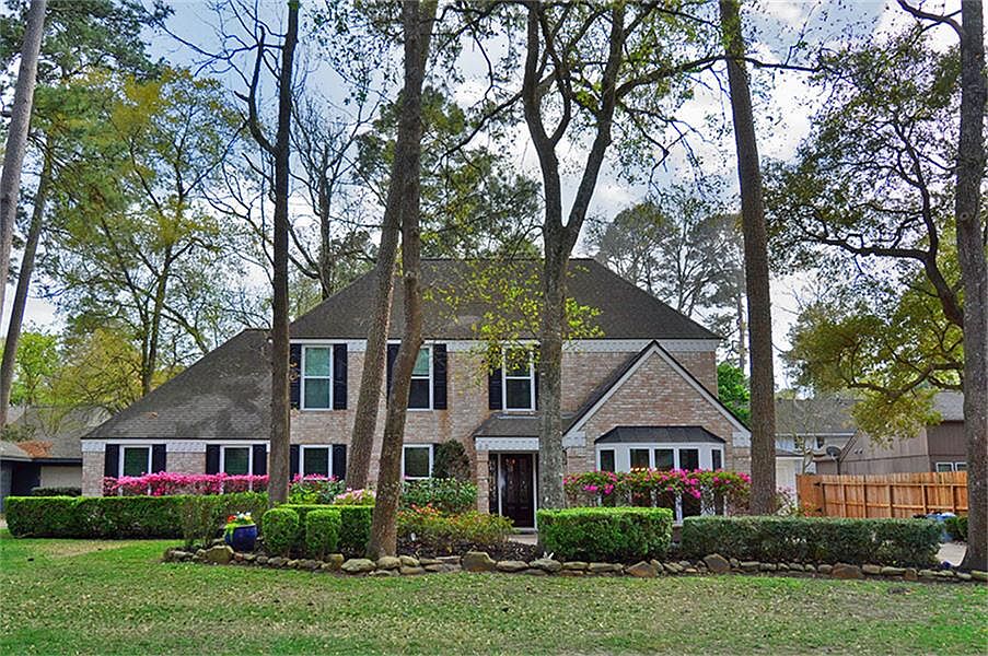 1st image of 2018 Laurel Hill Dr