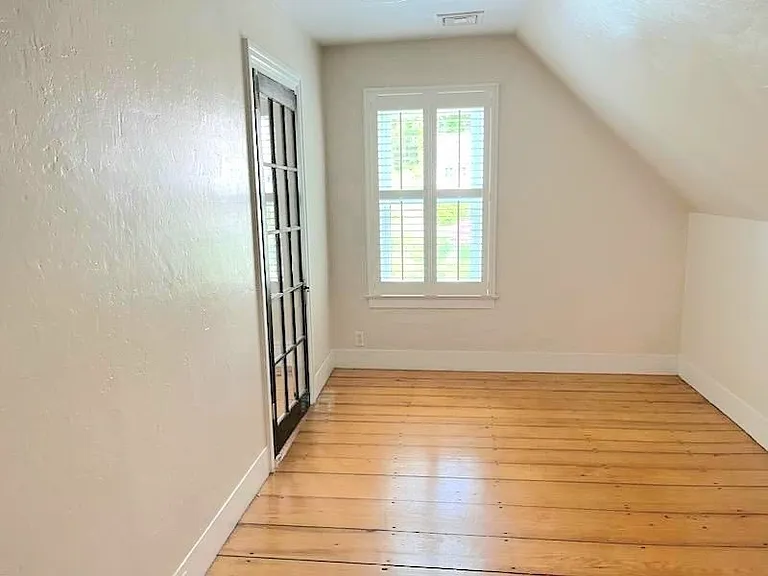 56 Cliff St #2 — Photo 13