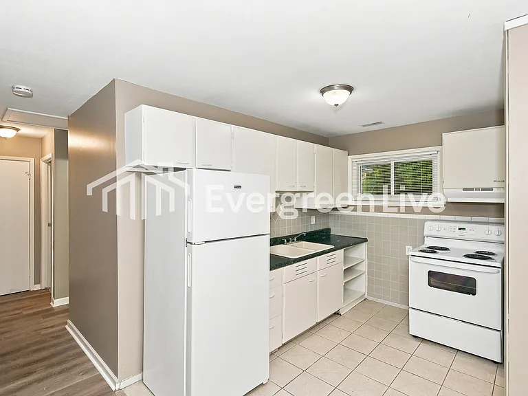 3314 N Ashland Ave — Photo 7