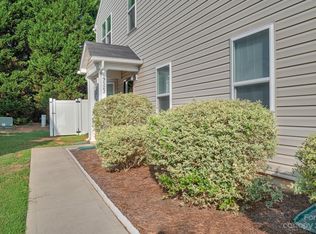 9523 Drains Bay Ct, Charlotte, NC 28214