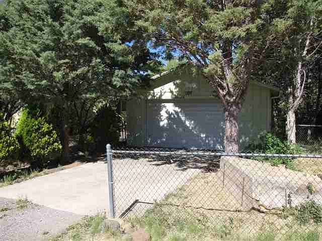 2nd image of 1107 S Dale St