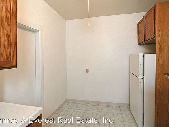 5th image of 360 4th Ave #A