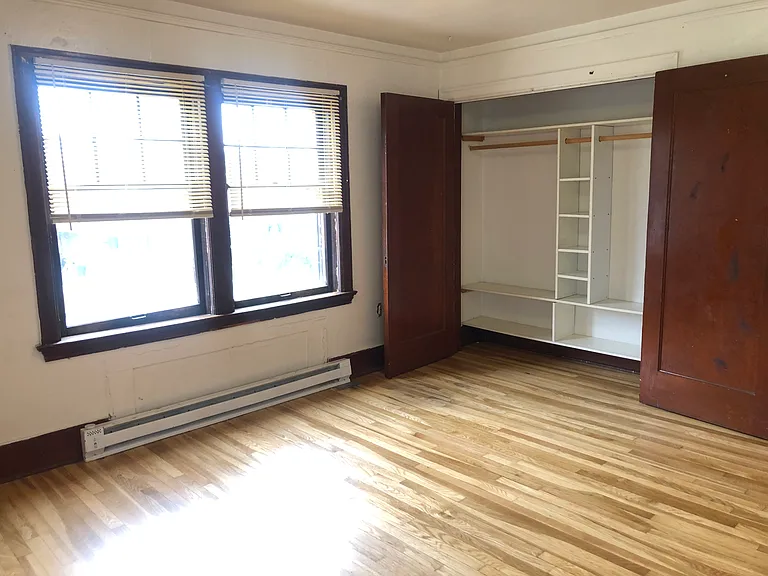 425 NE Kamiaken St #4 — Photo 3