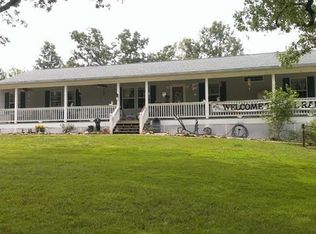 5282 Engledow Rd, De Soto, MO 63020