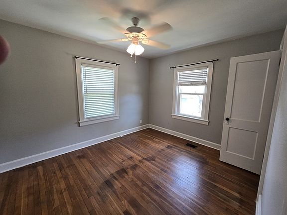 4th image of 3605 Navajo Dr