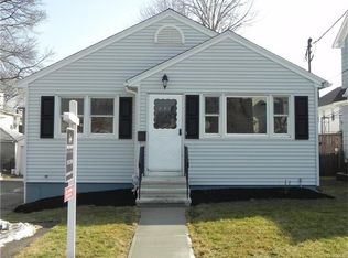 237 Lincoln Ave, Bridgeport, CT 06606