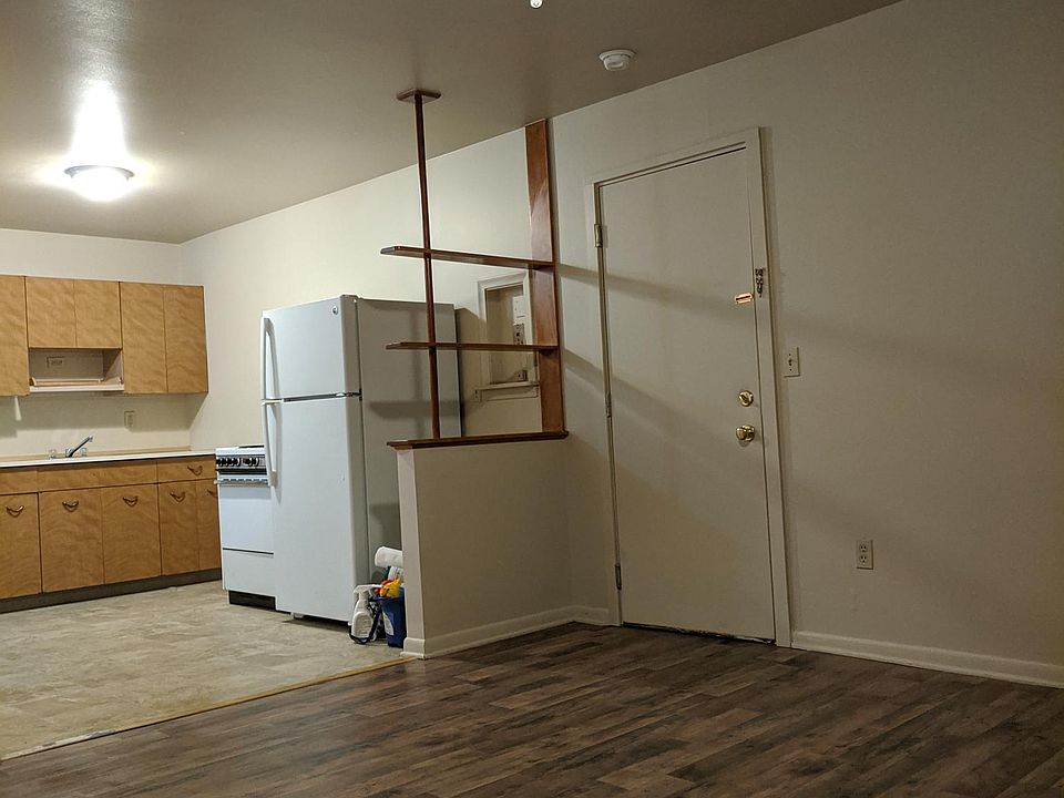 1st image of 1135 S Washington Ave