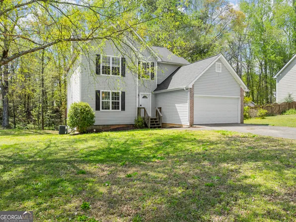 7022 Valley Forge Dr, Flowery Branch, GA 30542
