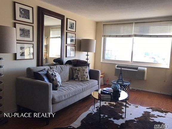 3rd image of 11817 Union Tpke APT 15D