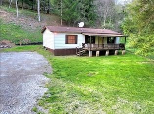 11241 Spencer Rd, Le Roy, WV 25252