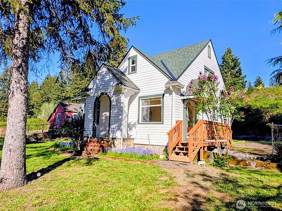 3rd image of 10703 Cramer Road NW