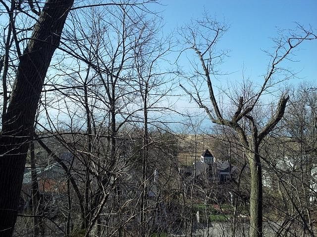 1st image of 807 Lake Shore Dr
