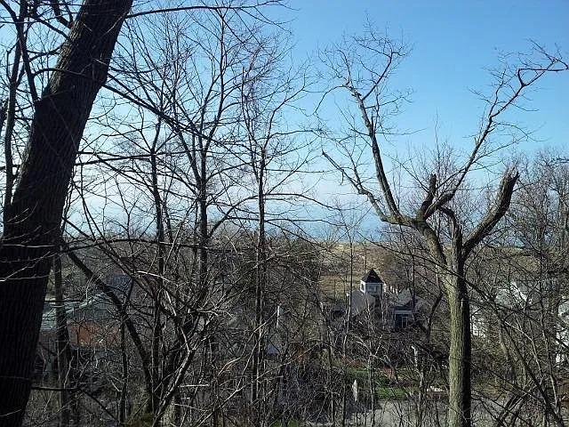 807 Lake Shore Dr photo 1