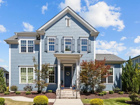 1420 Briar Chapel Pkwy, Chapel Hill, NC 27516