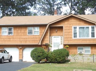 142 Hawkins Ave, Parsippany, NJ 07054
