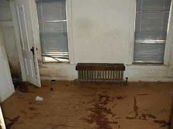 2nd image of 1613 Lincoln St