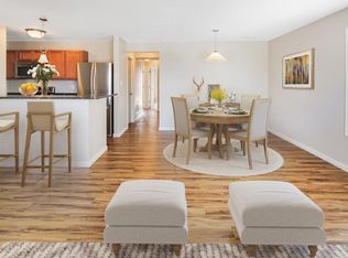 303 Stonewall Creek Dr #303, O'Fallon, MO 63368