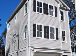 966 Warrick Oaks Ln, Mount Pleasant, SC 29464