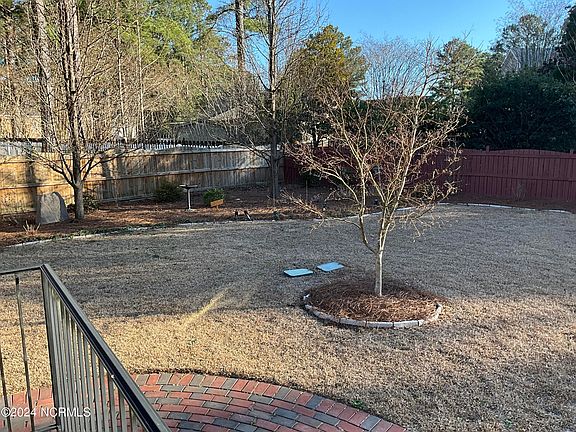 2nd image of 1404 Hammersmith Drive