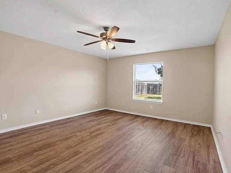 116 Meadow View Ln — Photo 8