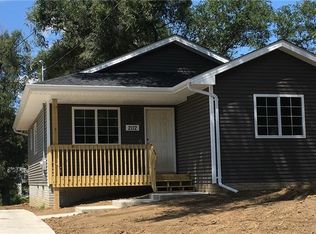 1805 E 27th St, Des Moines, IA 50317