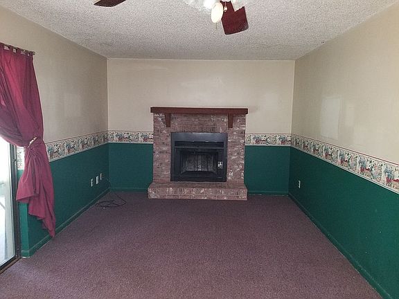 3rd image of 1736 NW 26th Pl