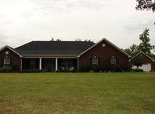 448 Valley Xing, Valley Grande, AL 36701