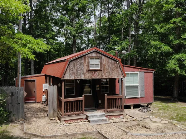 2132 N Hidden Valley Dr, Nunnelly, TN 37137