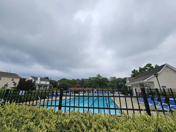 111 Shairpin Ln, Greenville, SC 29607