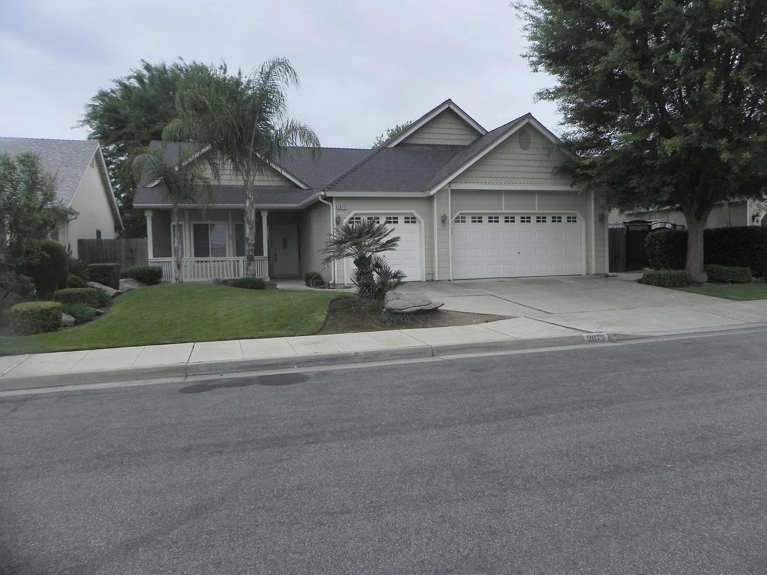 2673 E Lester Ave photo 1