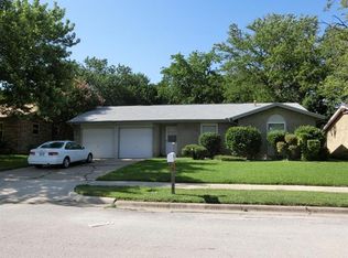 1209 Harvest Hill Ln, Arlington, TX 76014