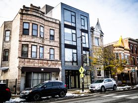 1028 N California Ave