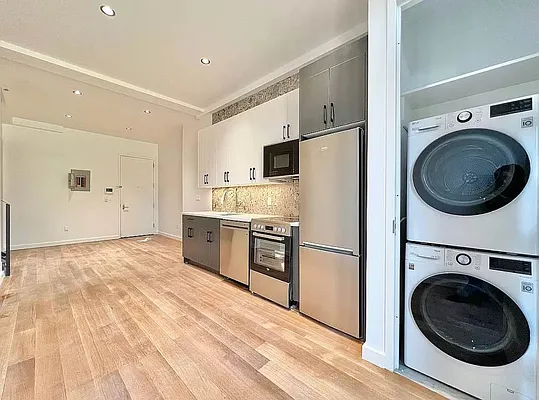 Rented by Doorway NYC, LLC | media 9