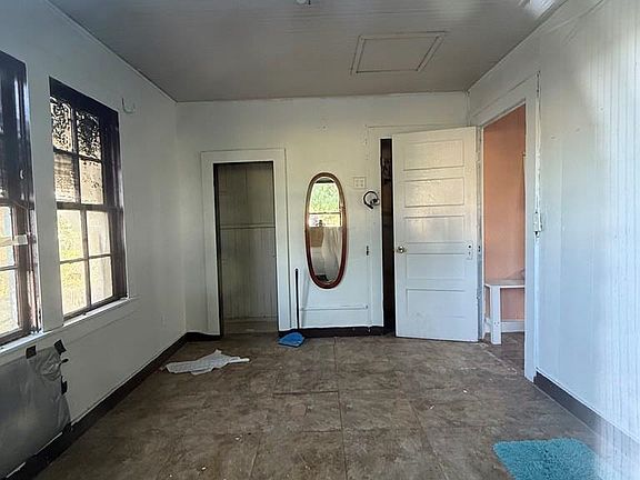 3rd image of 145 Park St